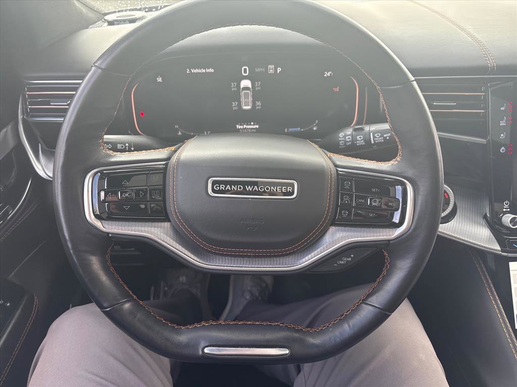 Used 2023 Jeep Grand Wagoneer L Series III w/ Rear Seat Video Group 1 image 20