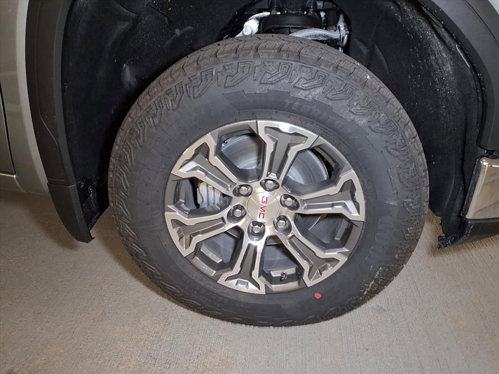 New 2026 GMC Sierra 1500 SLE w/ X31 Off-Road Package image 5