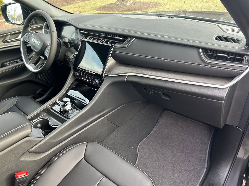 New 2025 Jeep Grand Cherokee Limited image 21