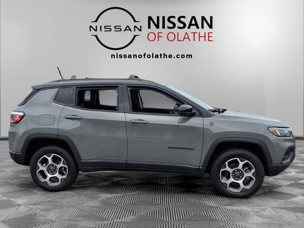 Used 2022 Jeep Compass Trailhawk w/ Sun and Sound Group AWD/4WD image 29