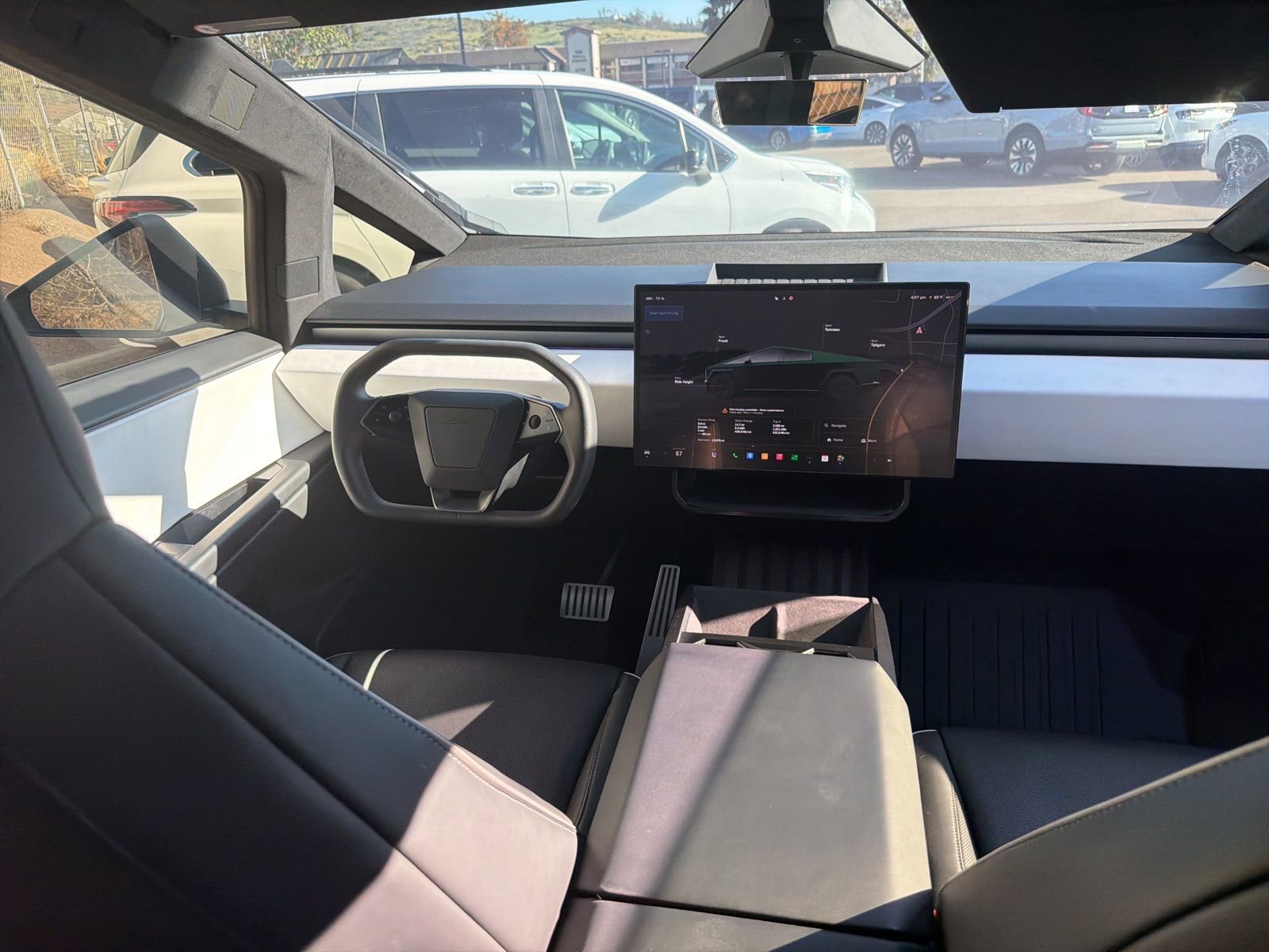 Used 2024 Tesla Cybertruck AWD Crew Cab image 10