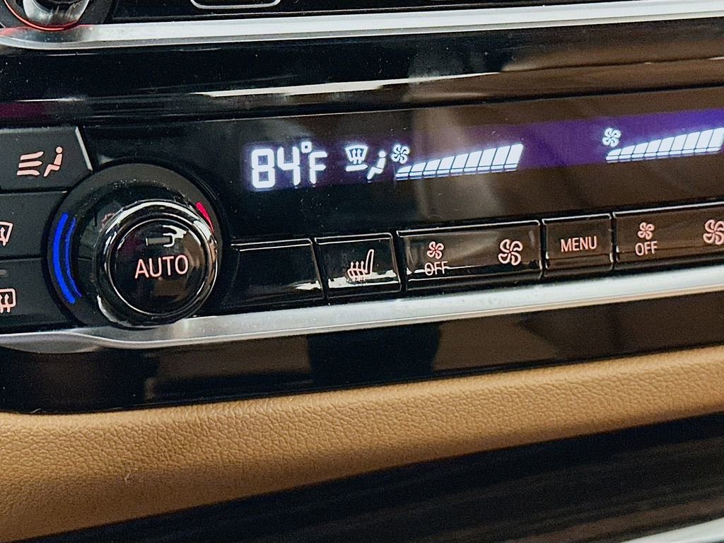 Used 2023 BMW 530i xDrive w/ Executive Package image 27