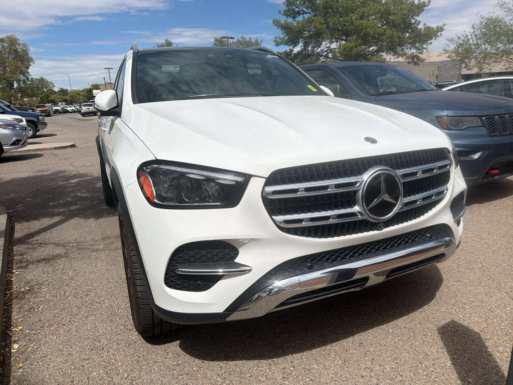 Used 2024 Mercedes-Benz GLE 350 4MATIC image 2