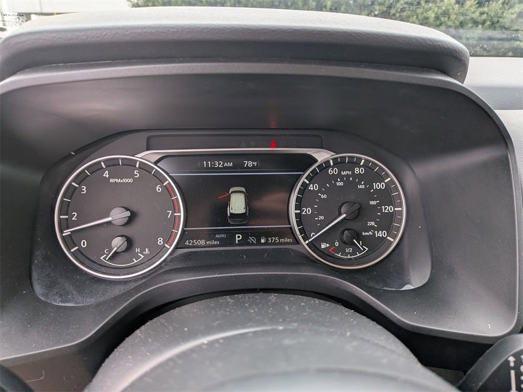 Used 2024 Nissan Rogue SV image 16