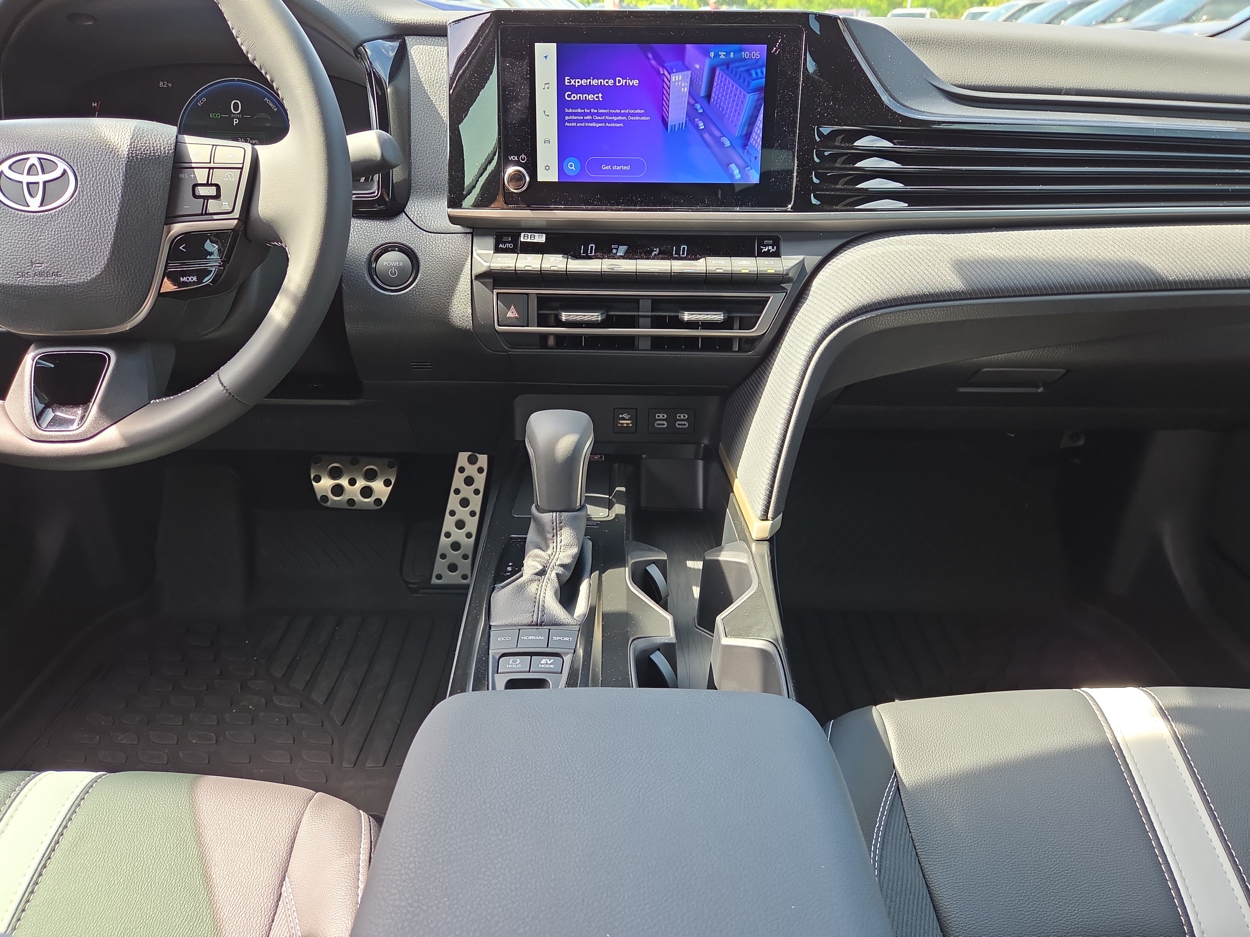 Used 2026 Toyota Camry SE FWD image 22