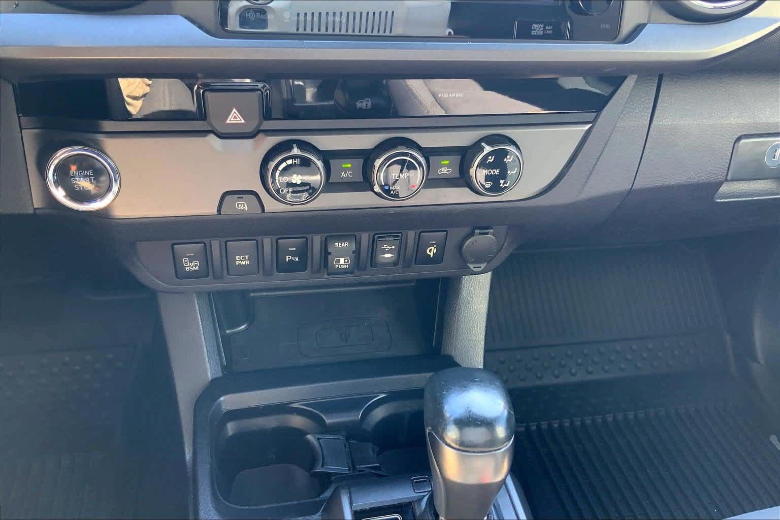 Used 2018 Toyota Tacoma TRD Sport RWD image 34