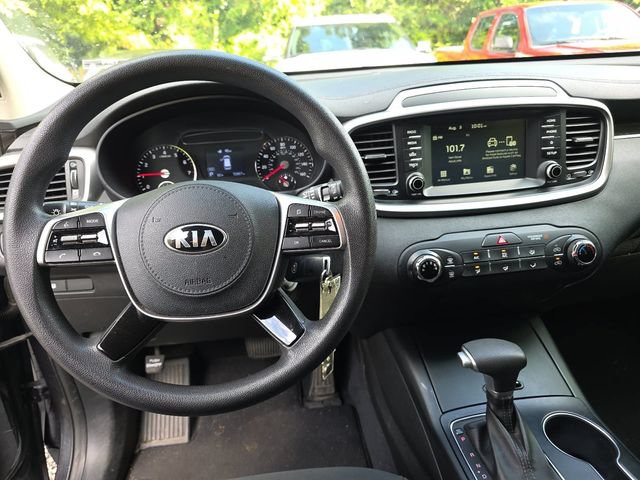 Used 2020 Kia Sorento FWD V6 image 15