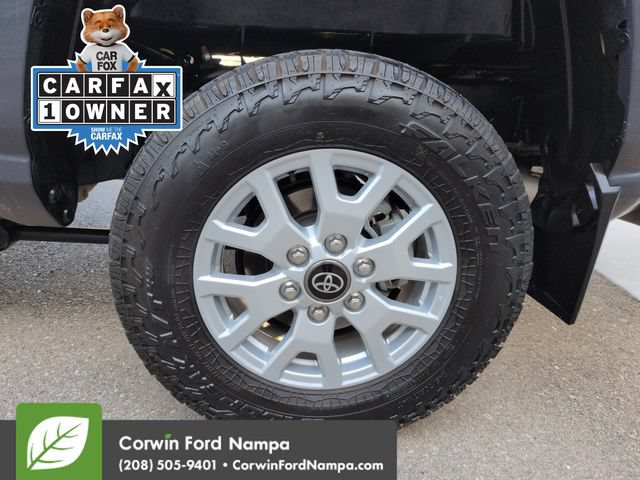 Used 2024 Toyota Tacoma SR5 AWD/4WD image 32