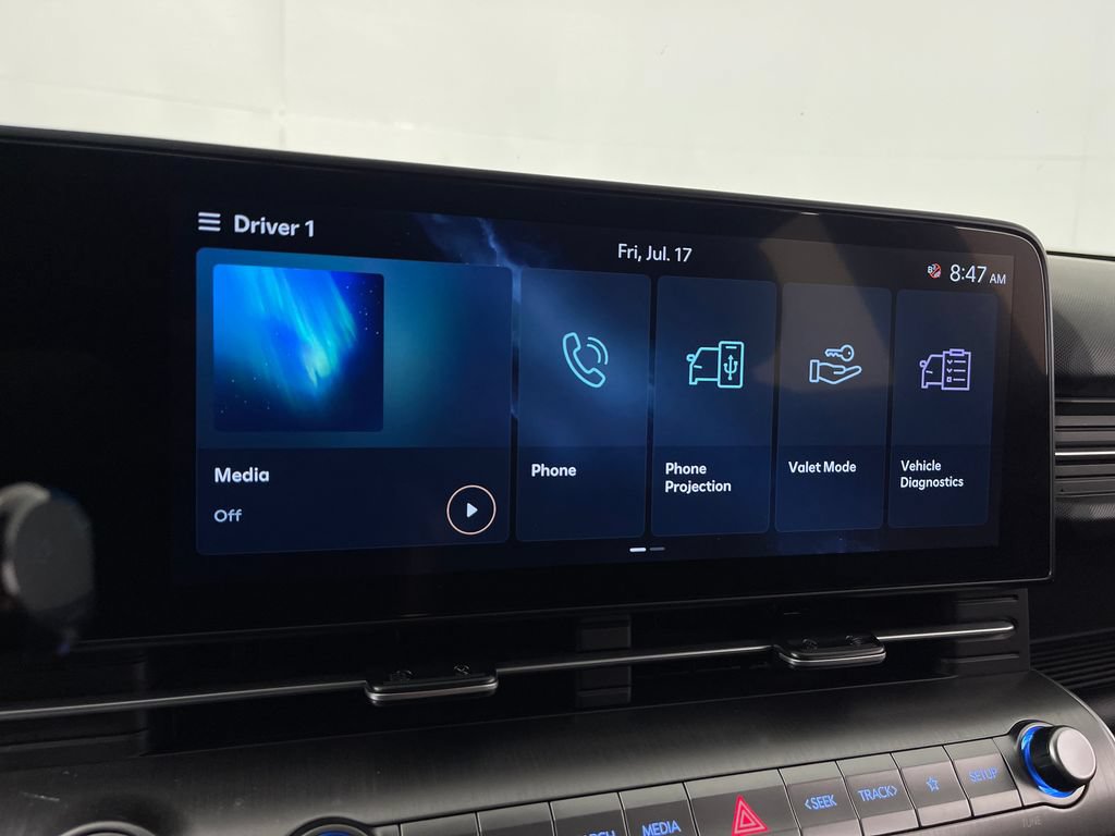 Certified 2025 Hyundai Kona SEL FWD image 22