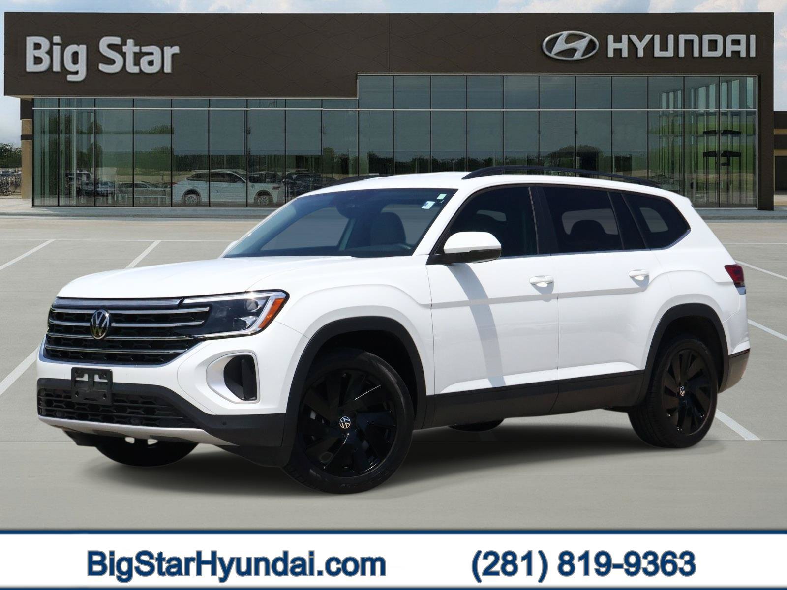 Used 2025 Volkswagen Atlas SE