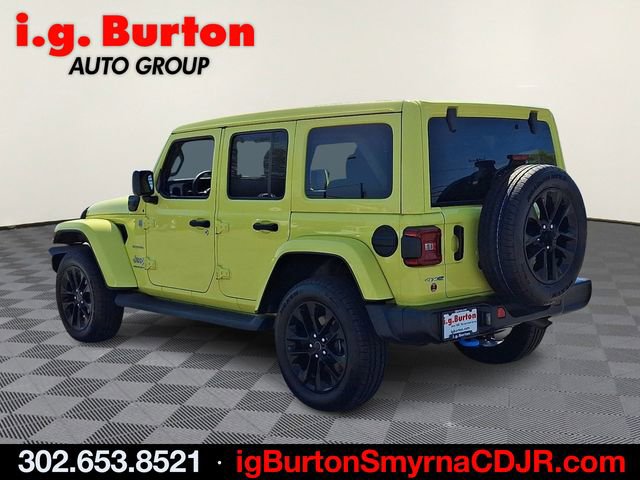 Used 2024 Jeep Wrangler Unlimited Sahara w/ Technology Group image 4
