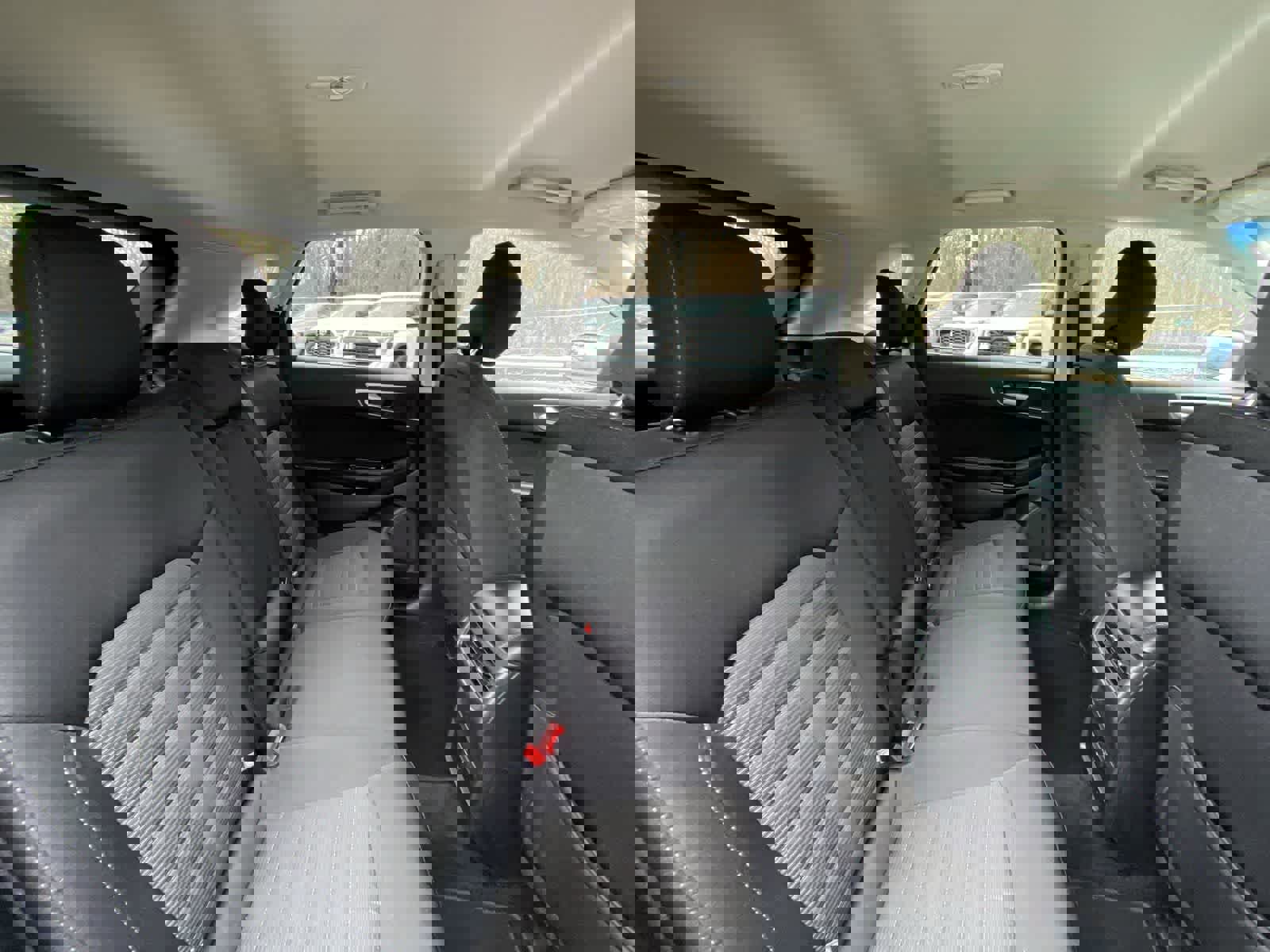 Used 2018 Ford Edge SEL image 28