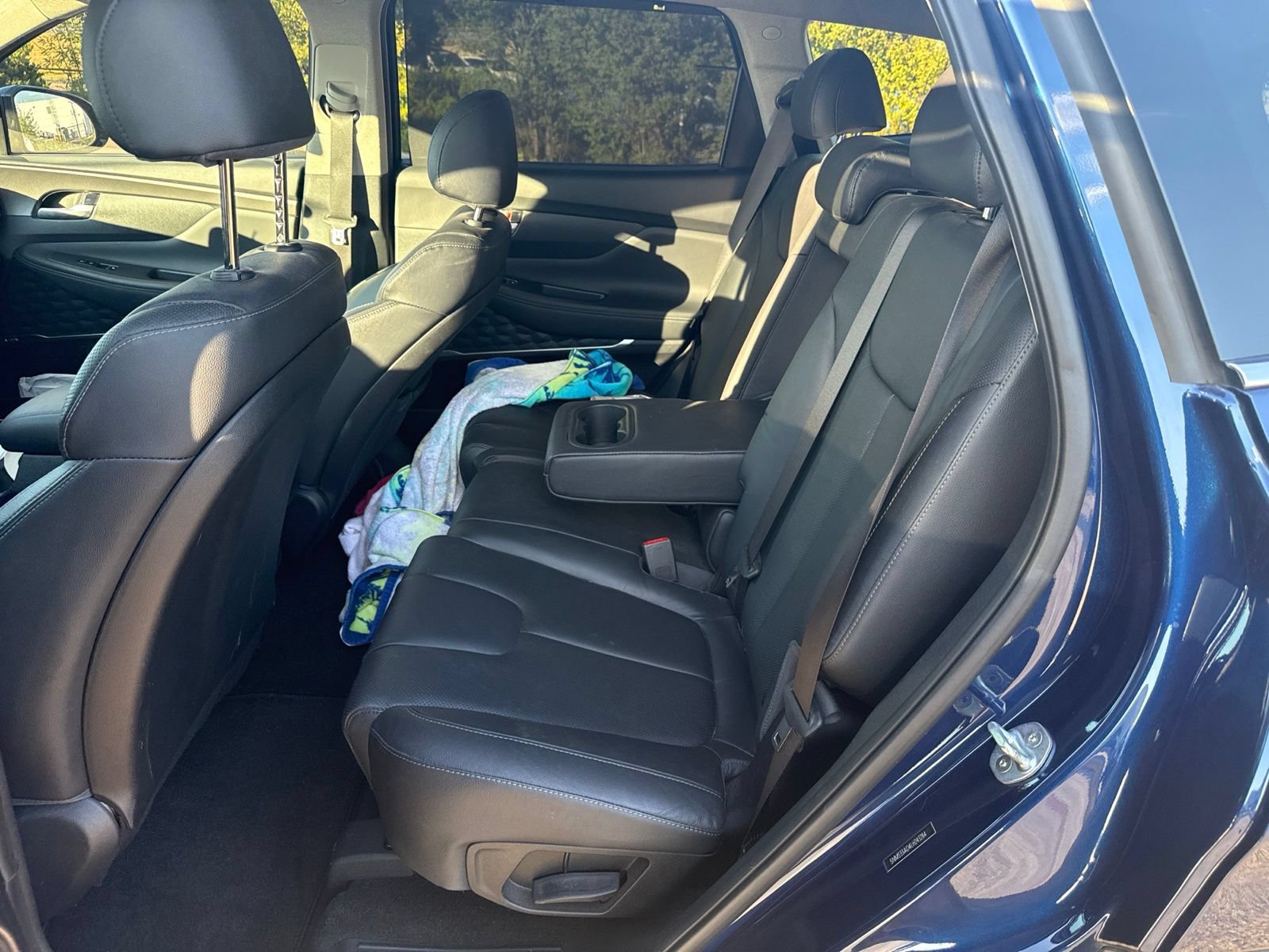 Used 2020 Hyundai Santa Fe SEL w/ Convenience + Premium Package FWD image 10
