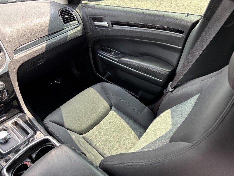 Used 2023 Chrysler 300 Touring RWD image 17