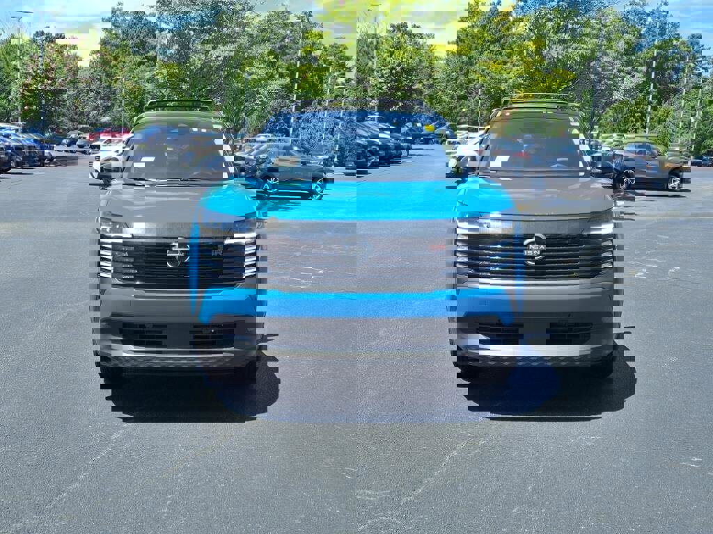 New 2025 Nissan Kicks SR image 2