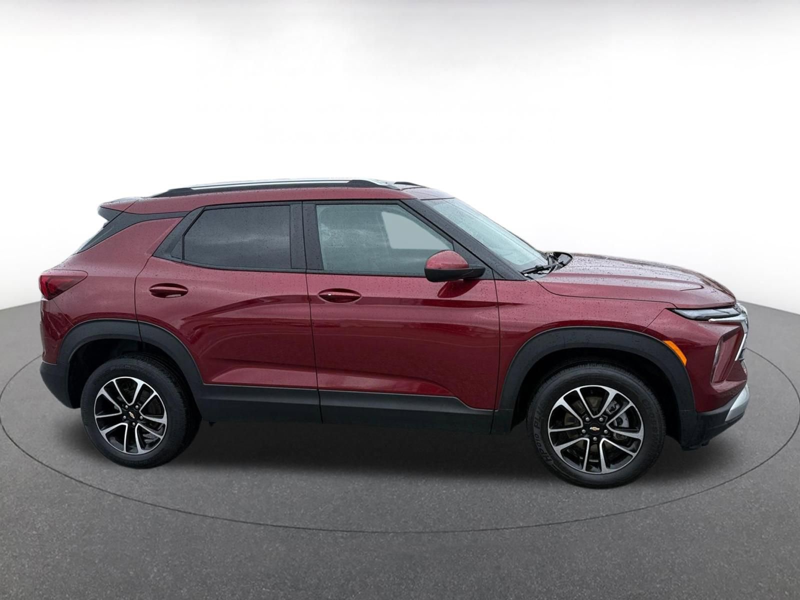 Used 2025 Chevrolet TrailBlazer LT w/ Driver Confidence Package image 15