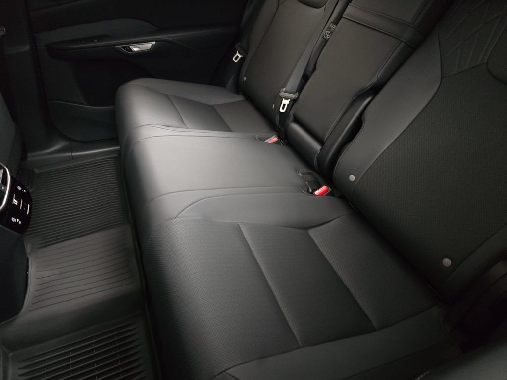 New 2026 Lexus RX 450h AWD w/ Convenience Package image 13