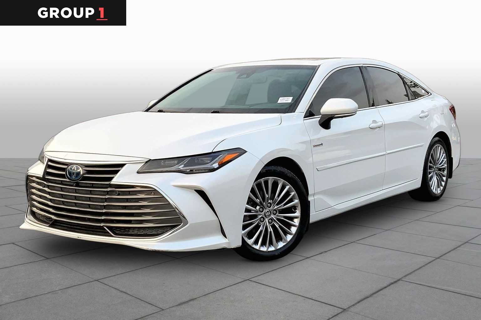 Used 2020 Toyota Avalon Limited w/ Advanced Safety Package FWD image 1
