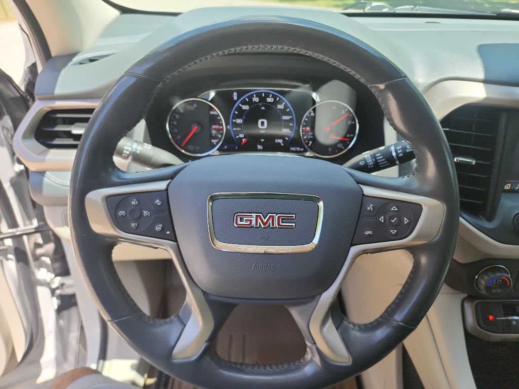 Used 2021 GMC Acadia Denali AWD/4WD image 18