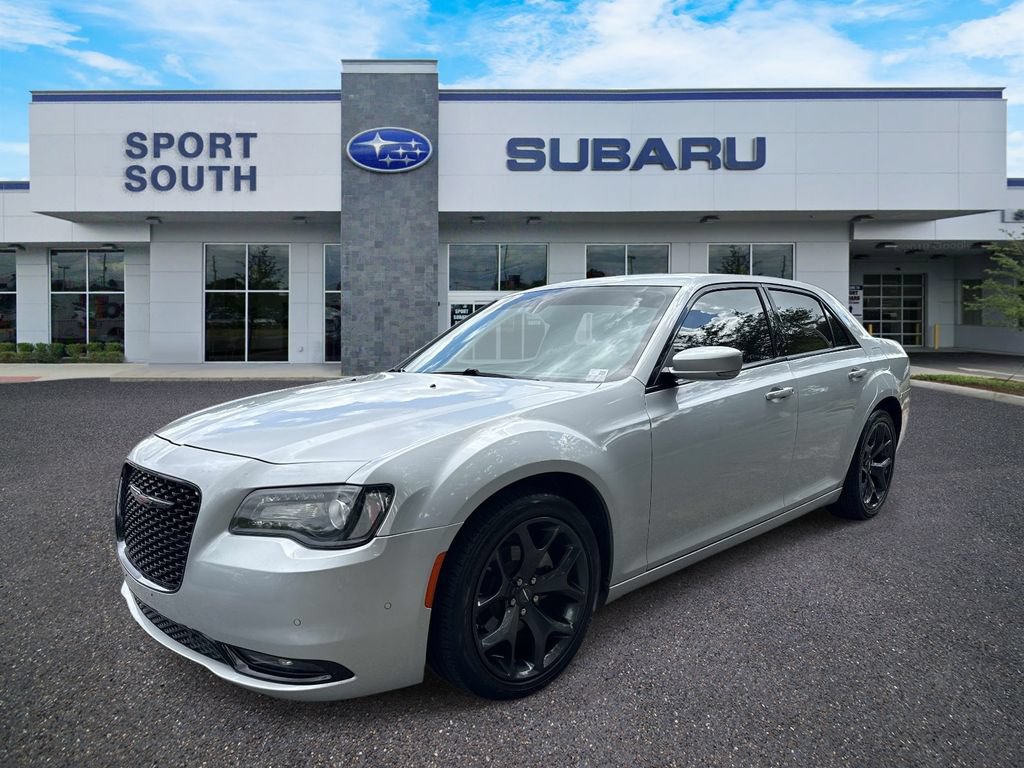 Used 2023 Chrysler 300 S RWD image 8