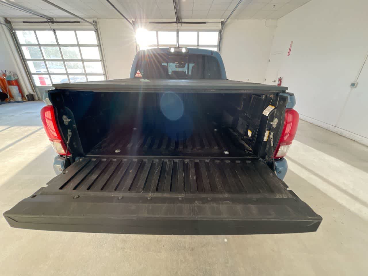 Used 2019 Toyota Tacoma TRD Off-Road AWD/4WD image 24