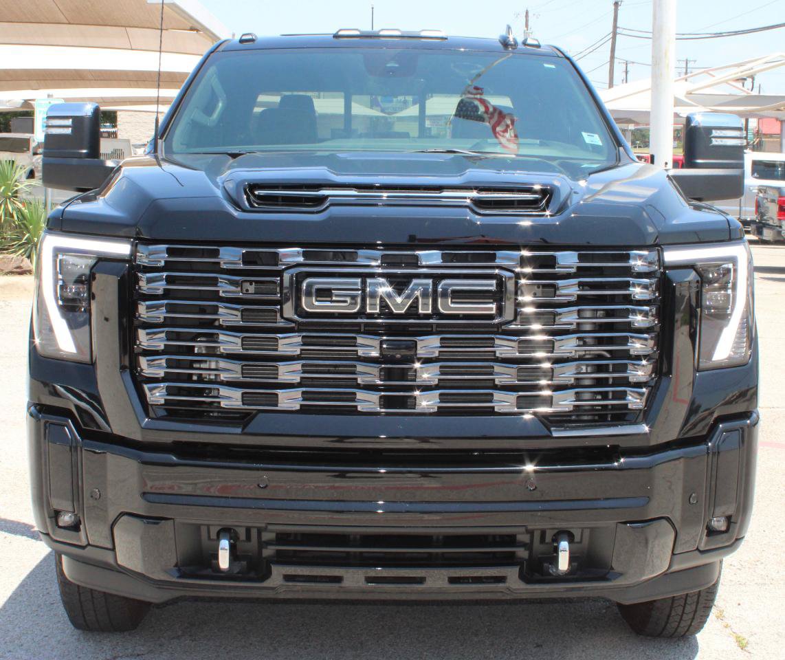 Used 2026 GMC Sierra 3500 Denali Ultimate AWD/4WD image 6