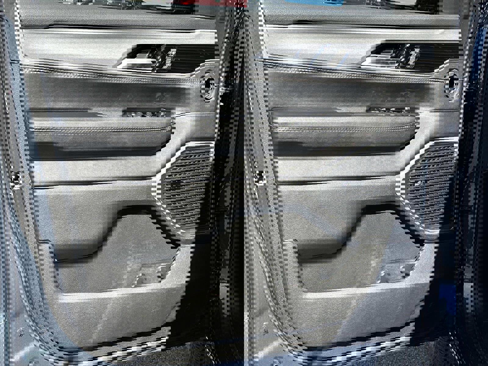 New 2025 Jeep Wagoneer 4WD image 20