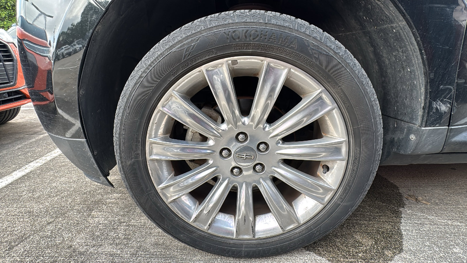 Used 2013 Lincoln MKX FWD image 20