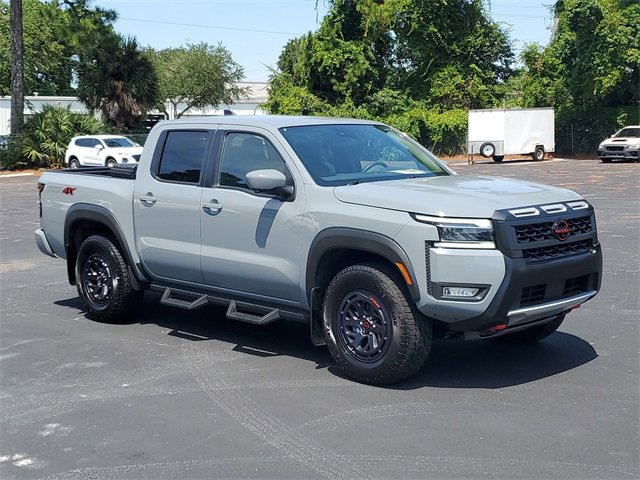 Used 2025 Nissan Frontier PRO-4X w/ Pro Convenience Package image 31