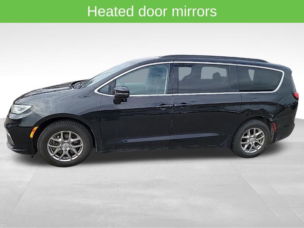 Used 2021 Chrysler Pacifica Touring w/ Cold Weather Group image 6