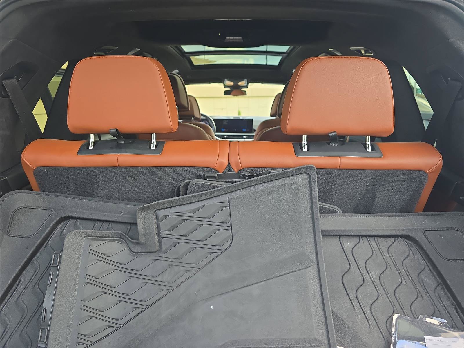 Certified 2024 BMW ALPINA XB7 AWD/4WD image 7