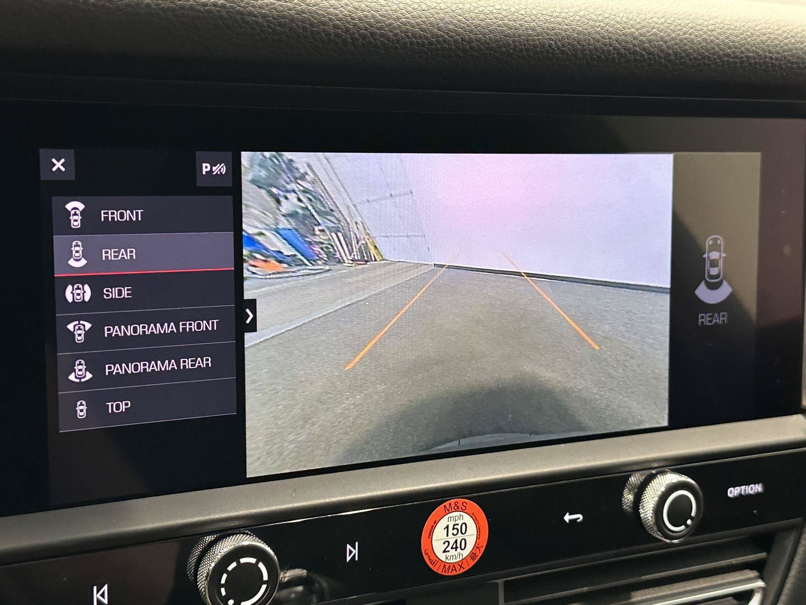 Certified 2026 Porsche Macan AWD/4WD image 30