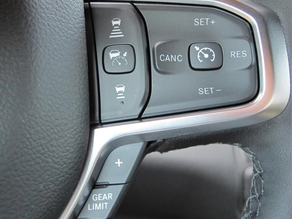 Used 2026 RAM 1500 Big Horn AWD/4WD image 18