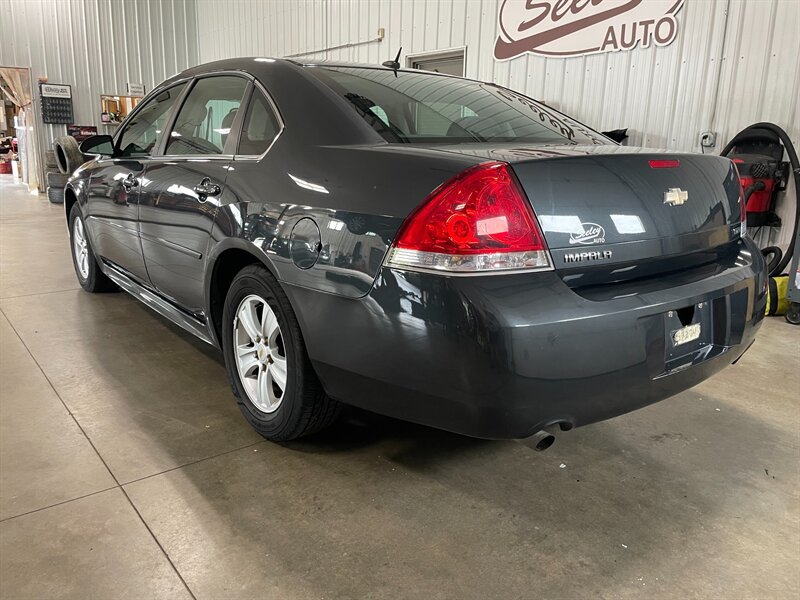 Used 2016 Chevrolet Impala Limited LS FWD image 3