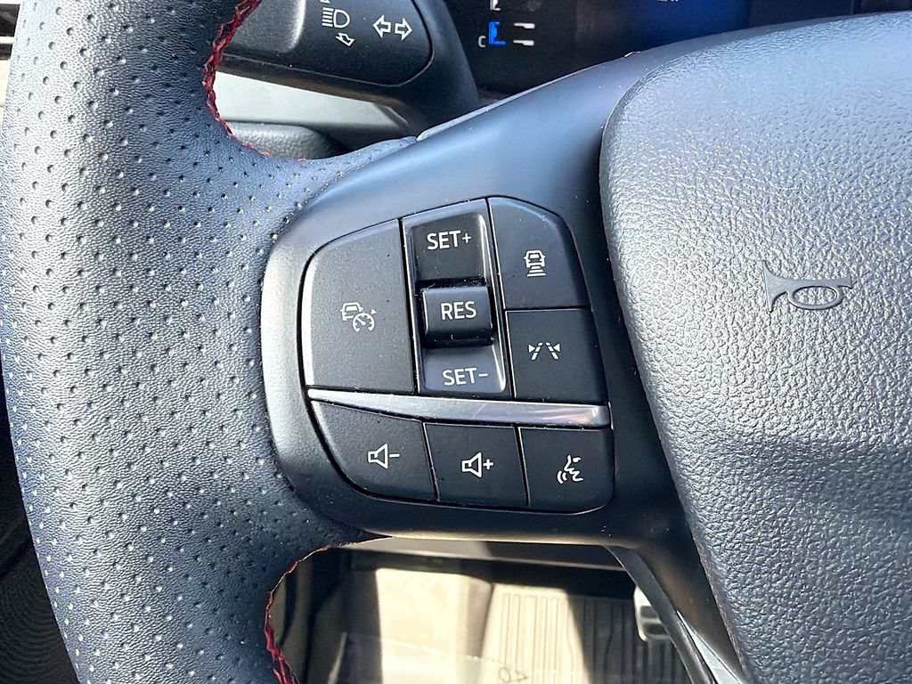 Used 2024 Ford Escape ST-Line w/ Tech Pack #1 AWD/4WD image 14