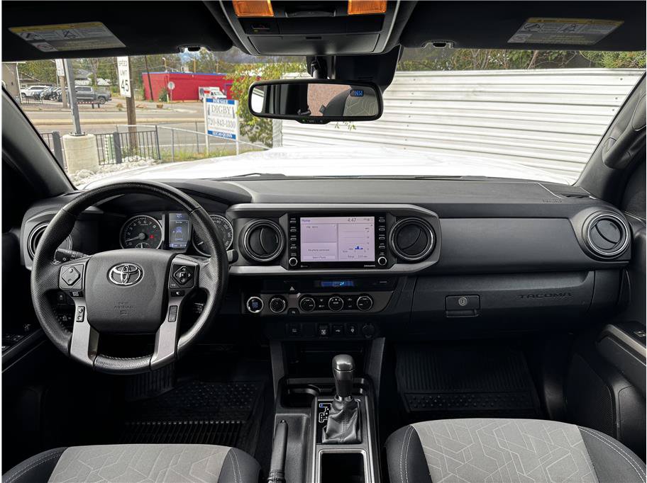 Used 2023 Toyota Tacoma TRD Sport AWD/4WD image 17