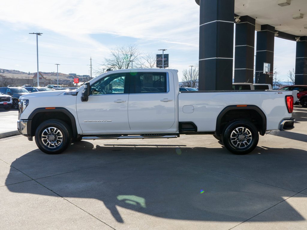 Used 2024 GMC Sierra 2500 SLE w/ Preferred Package image 4