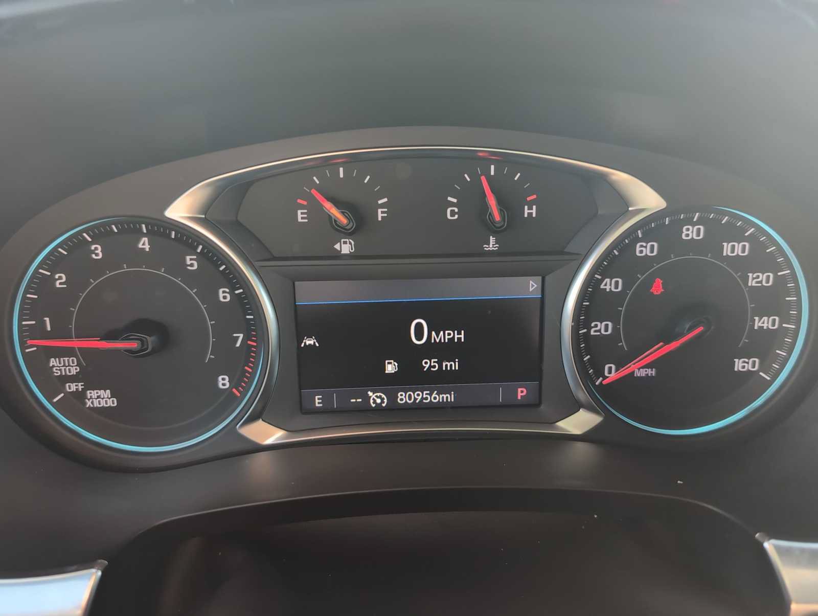 Used 2023 Chevrolet Traverse LT FWD image 11