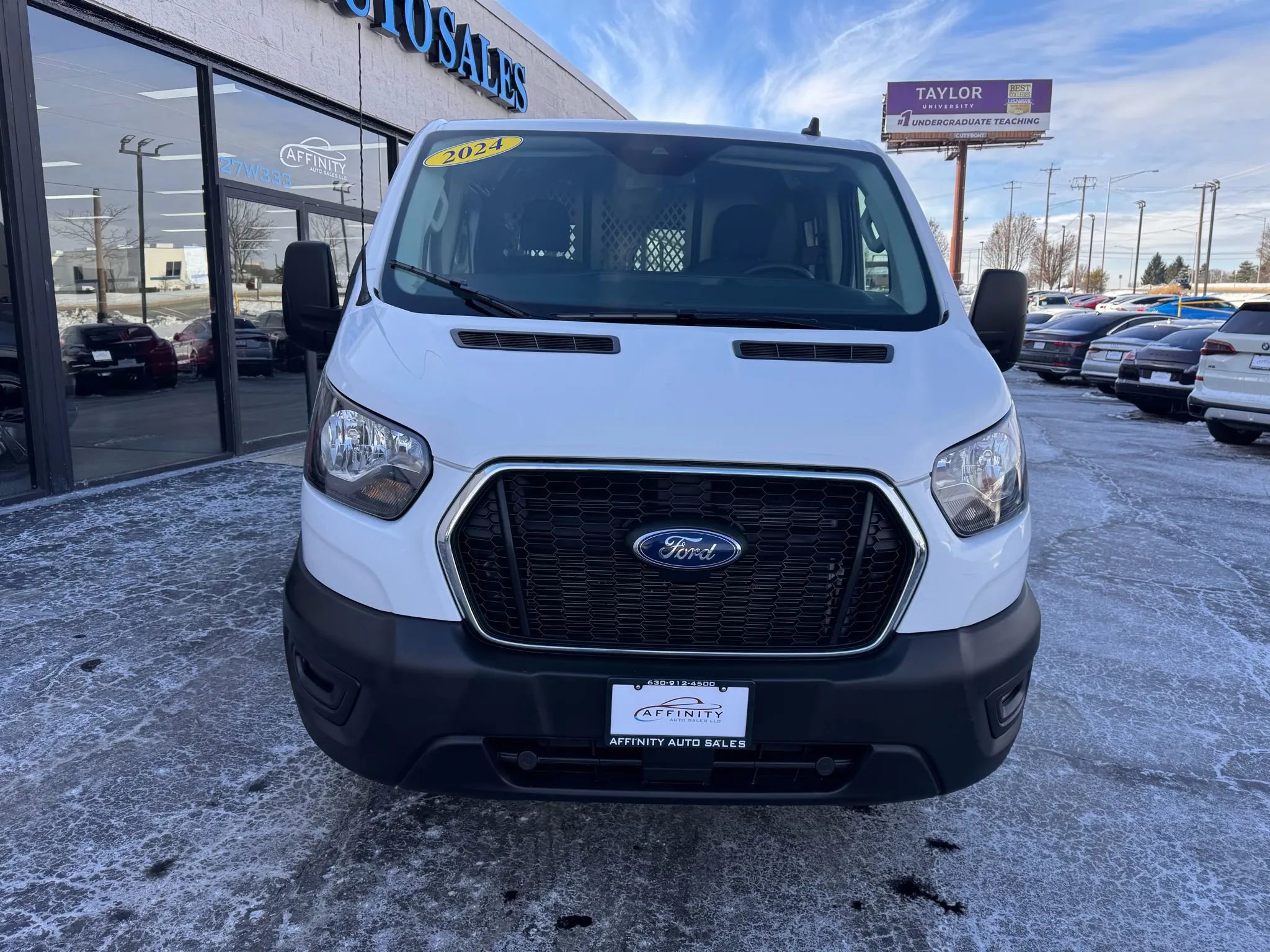 Used 2024 Ford Transit 250 Low Roof w/ Exterior Upgrade Package image 8