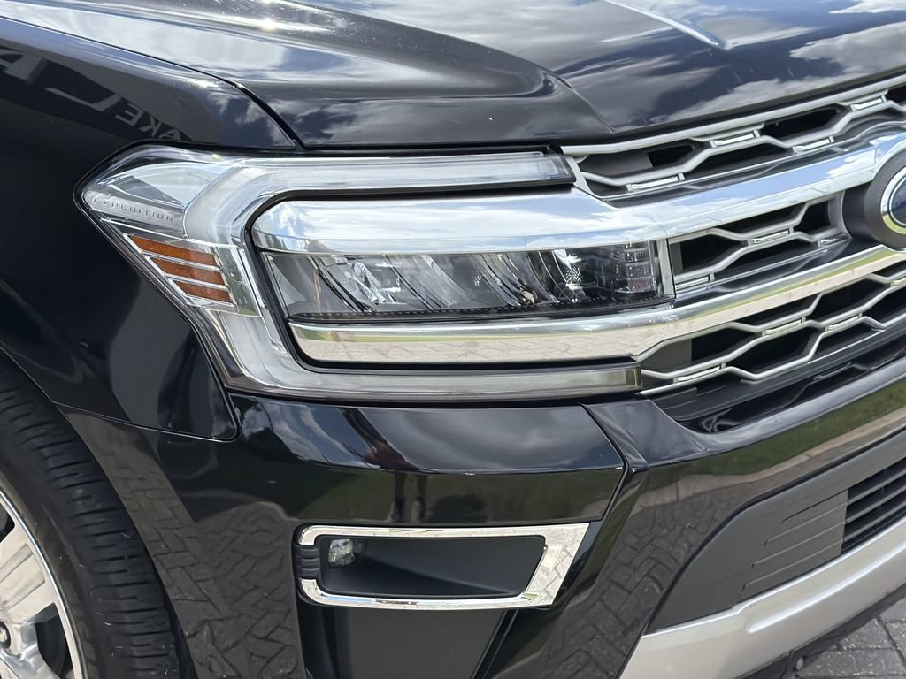 Used 2024 Ford Expedition Platinum RWD image 8