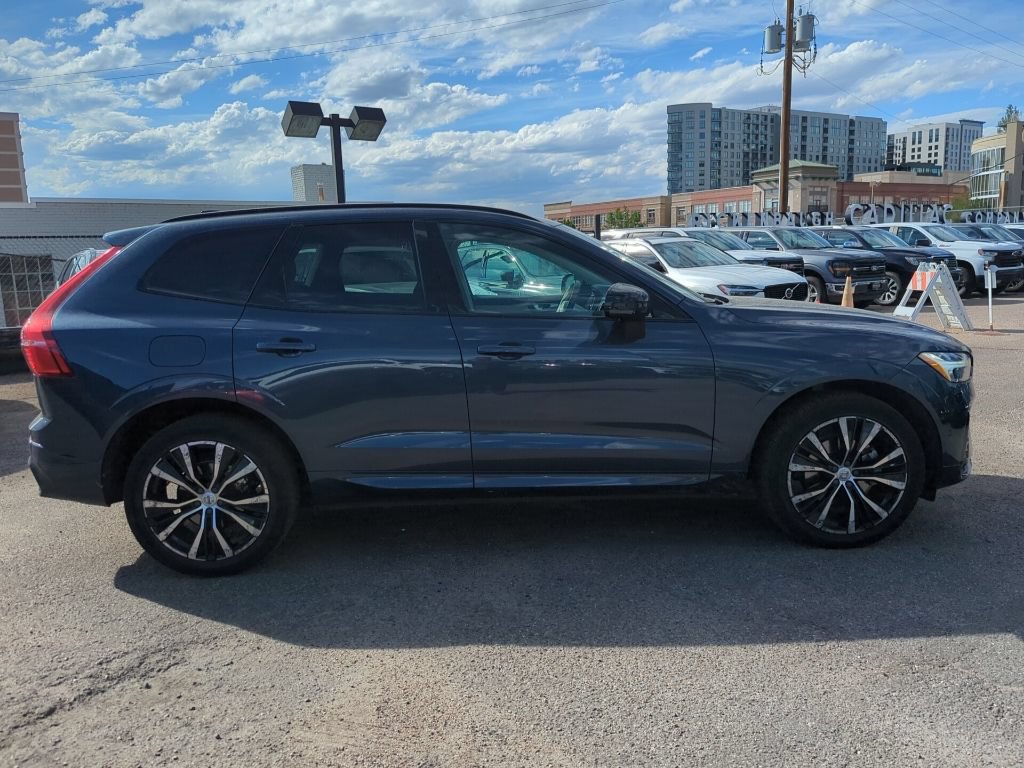 Used 2023 Volvo XC60 B5 Plus w/ Climate Package AWD/4WD image 8