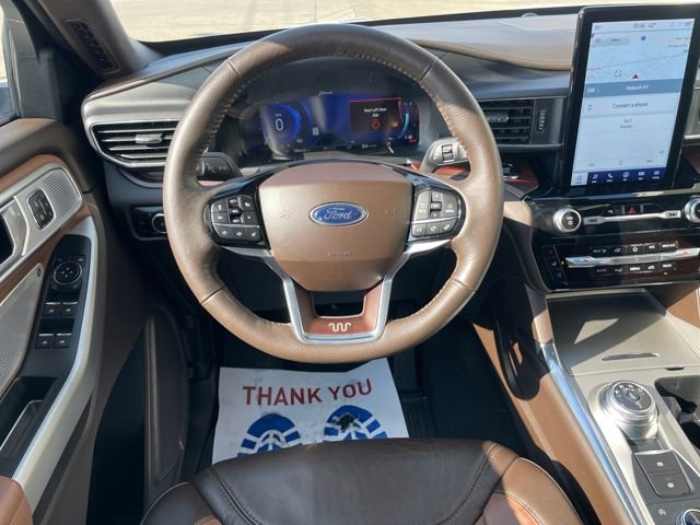 Used 2023 Ford Explorer King Ranch w/ Technology Package image 12