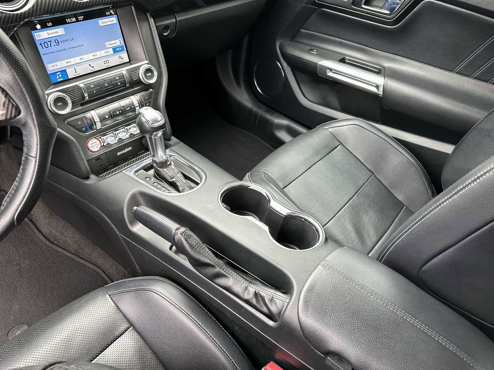 Used 2017 Ford Mustang Premium image 21