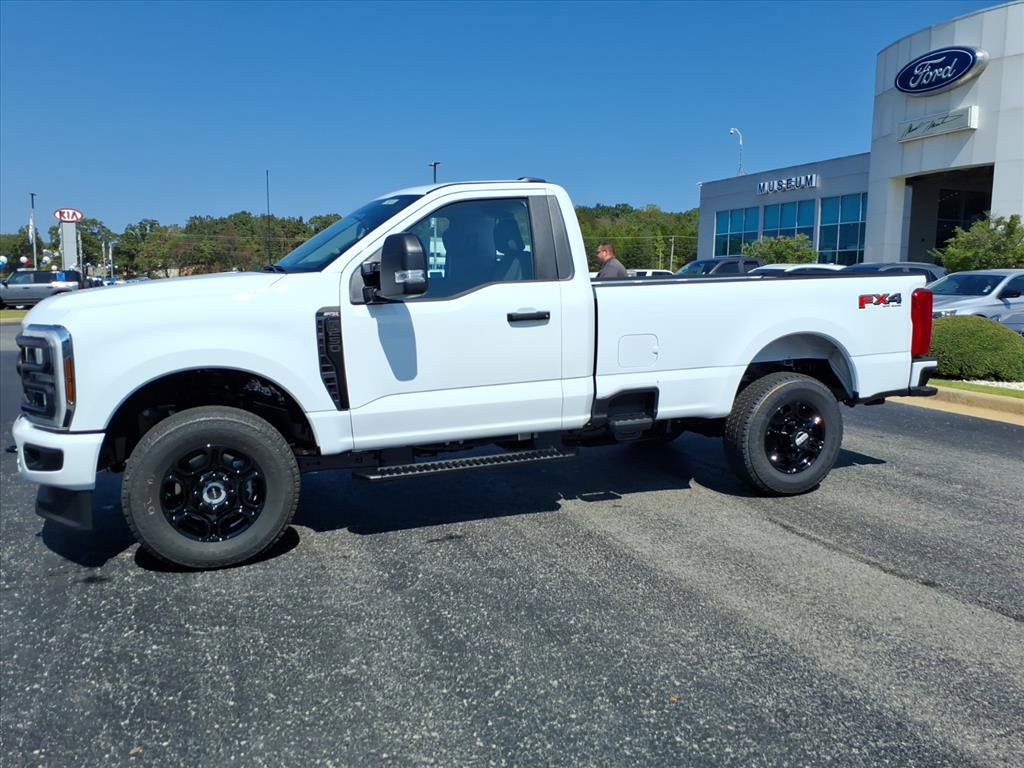 New 2026 Ford F250 XL image 3