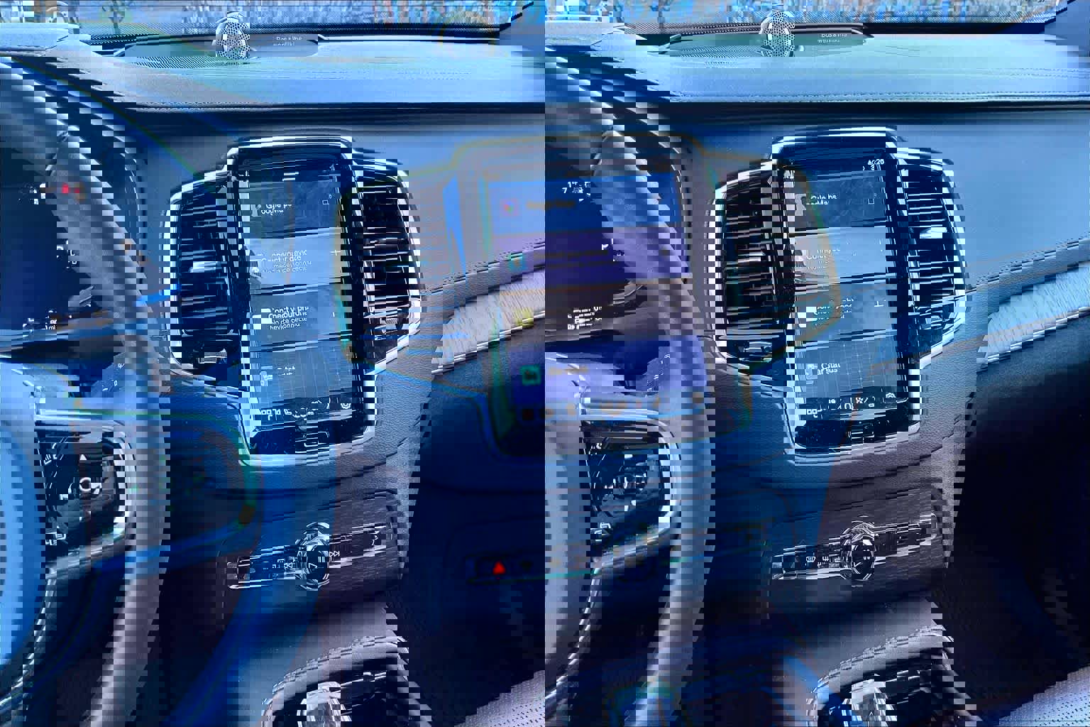 Used 2023 Volvo XC90 T8 Ultimate w/ Protection Package Premier image 9