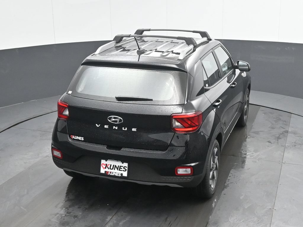 New 2026 Hyundai Venue SEL FWD image 34