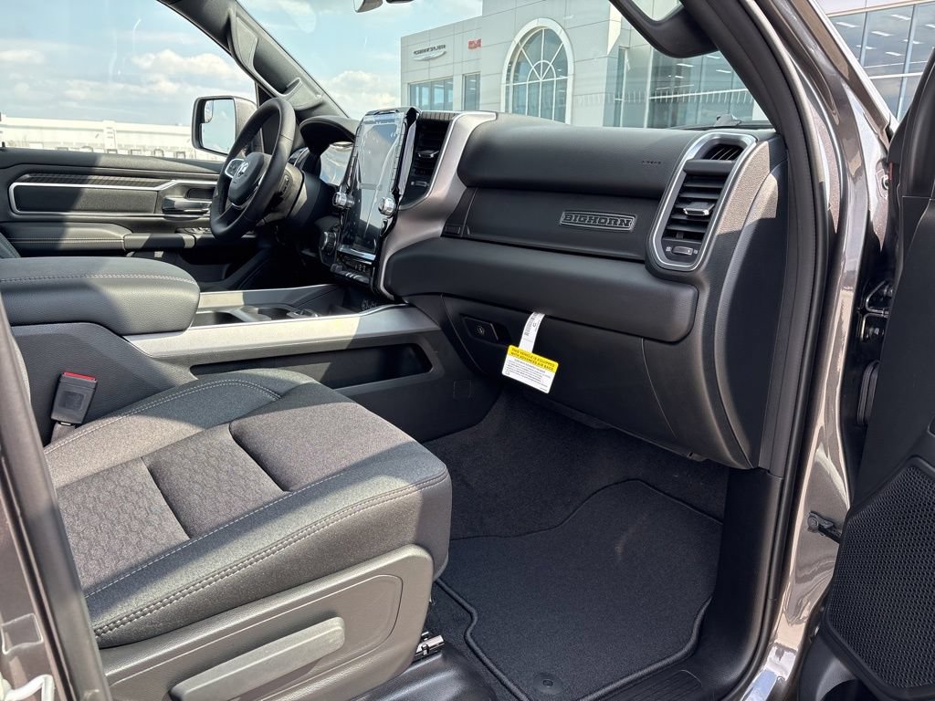 New 2026 RAM 1500 Big Horn AWD/4WD image 14