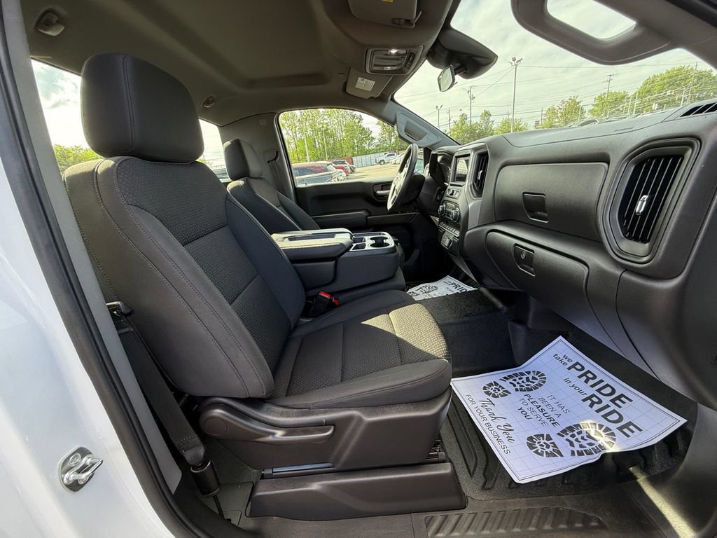 Used 2025 Chevrolet Silverado 1500 W/T RWD image 21
