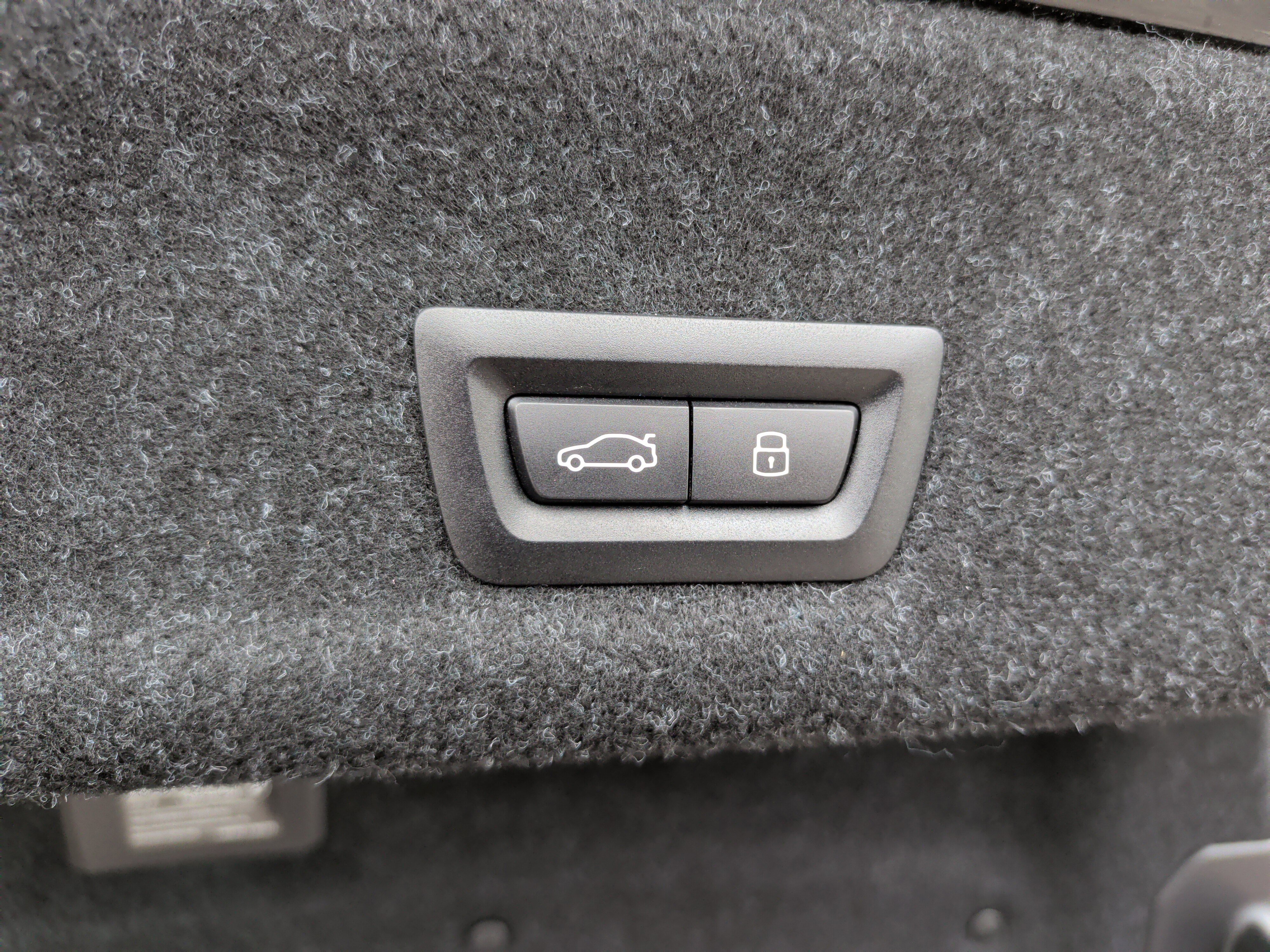 Used 2025 BMW M340i w/ Premium Package image 41