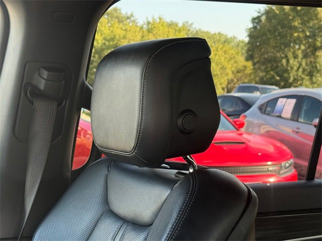 Used 2024 Jeep Wagoneer Series III w/ Flexible Seating Group image 11